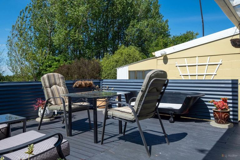 Photo of property in 5 Painstown Road, Waimate, 7978