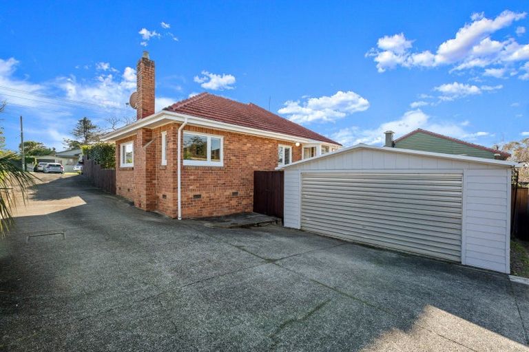 Photo of property in 29 Wallath Road, Onehunga, Auckland, 1061
