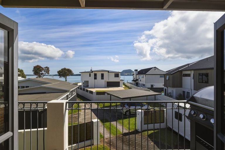 Photo of property in 13b Beach Road, Otumoetai, Tauranga, 3110