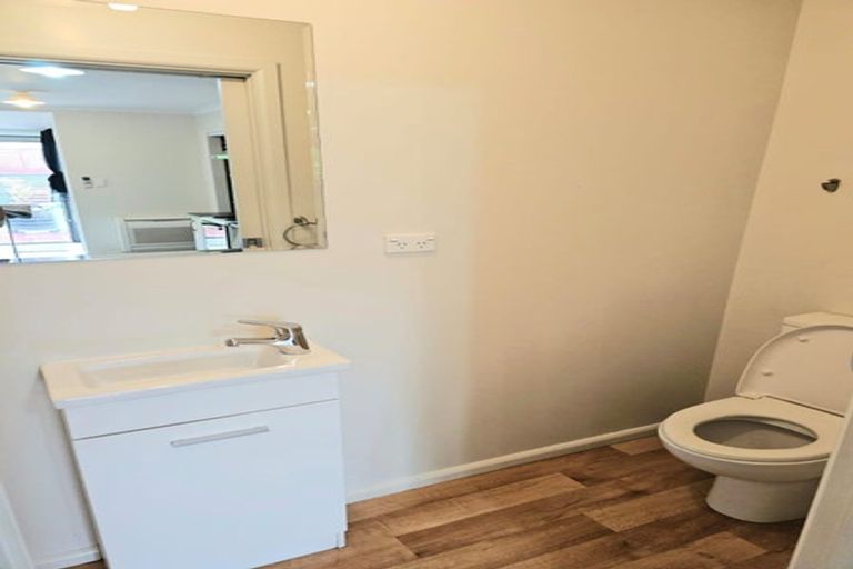 Photo of property in 19 Oxford Street, West End, Timaru, 7910