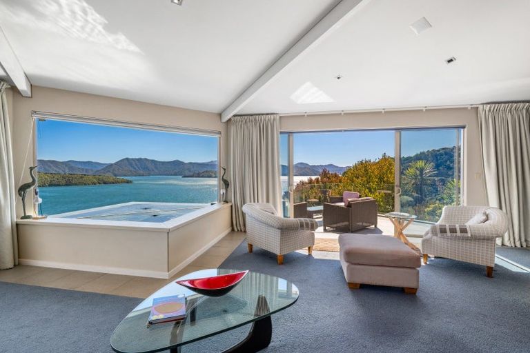 Photo of property in 1 Cooks Ridge, Waikawa, Picton, 7281