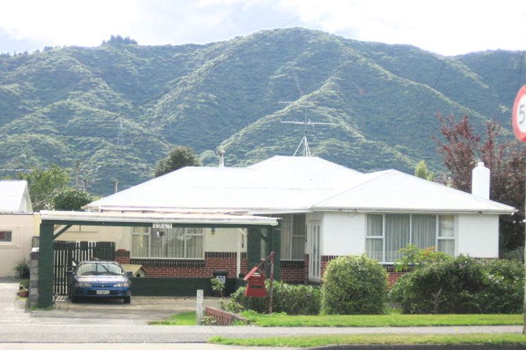 Photo of property in 1047 Fergusson Drive, Clouston Park, Upper Hutt, 5018