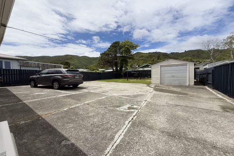 Photo of property in 14 Ruthven Road, Wainuiomata, Lower Hutt, 5014