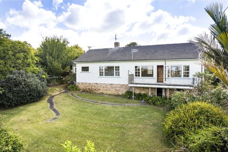 Photo of property in 57 Parkhill Road, Mellons Bay, Auckland, 2014