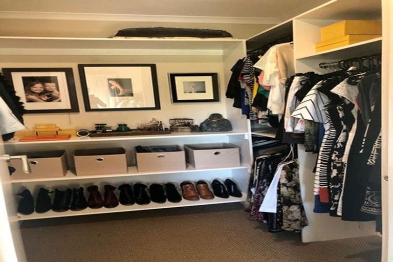 Photo of property in 3/2 Chilton Place, Howick, Auckland, 2014