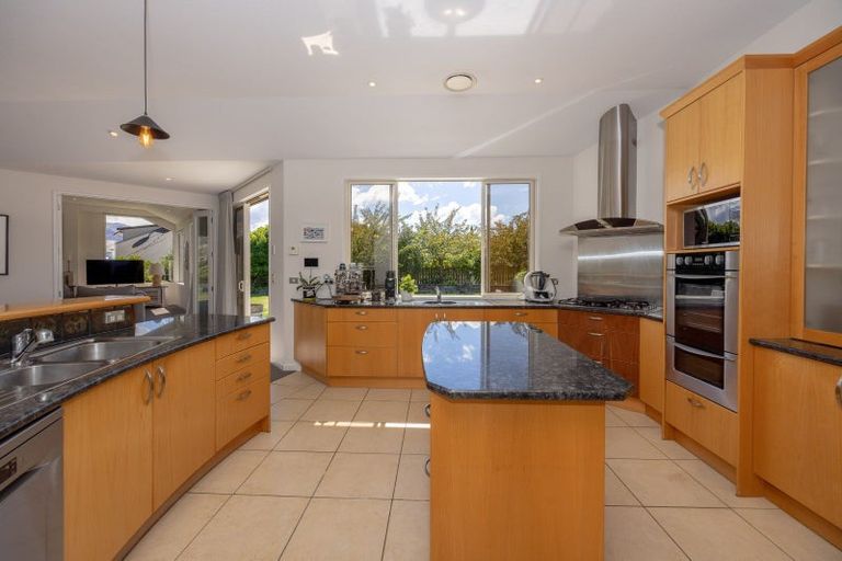 Photo of property in 10 The Terraces, Wanaka, 9305