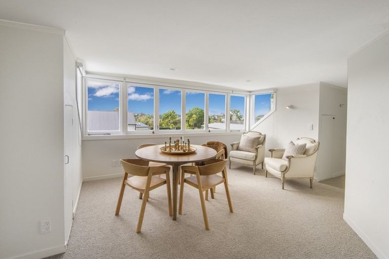 Photo of property in 126 Calliope Road, Stanley Point, Auckland, 0624