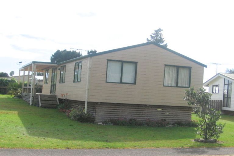 Photo of property in 115 Winslow Place, Matarangi, Whitianga, 3592
