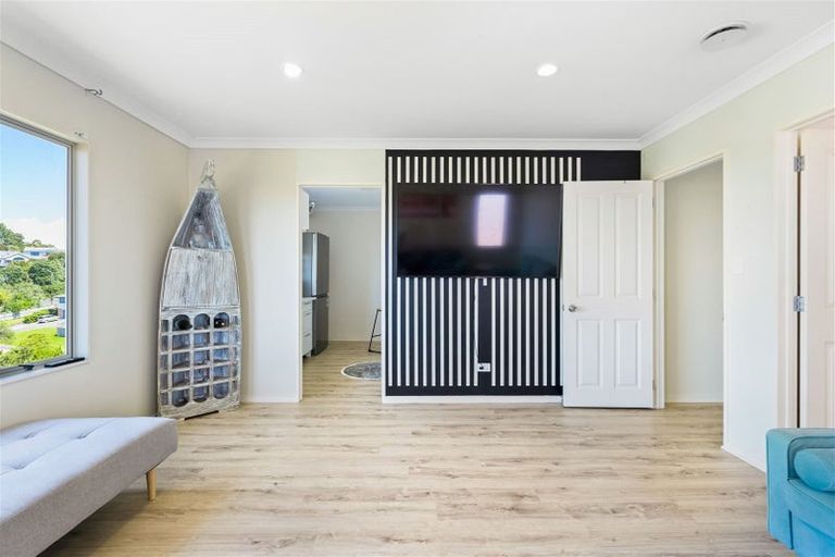 Photo of property in 1177 Whangaparaoa Road, Gulf Harbour, Whangaparaoa, 0930