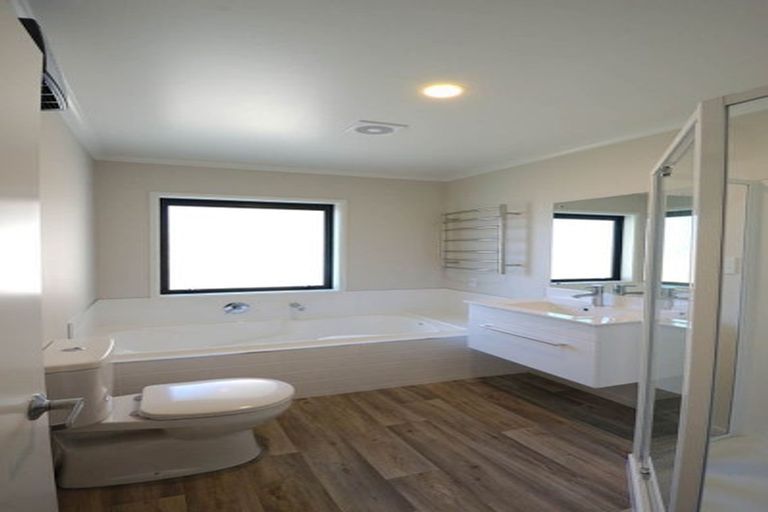 Photo of property in 12 Lambies Street, Marshland, Christchurch, 8083