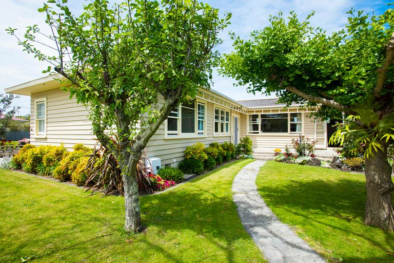 Photo of property in 115 Rutene Road, Kaiti, Gisborne, 4010