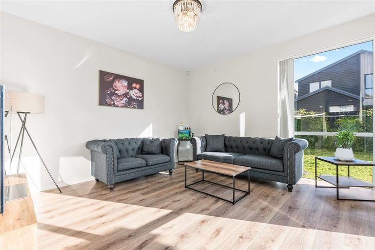 Photo of property in 4 Courage Road, Papakura, 2110