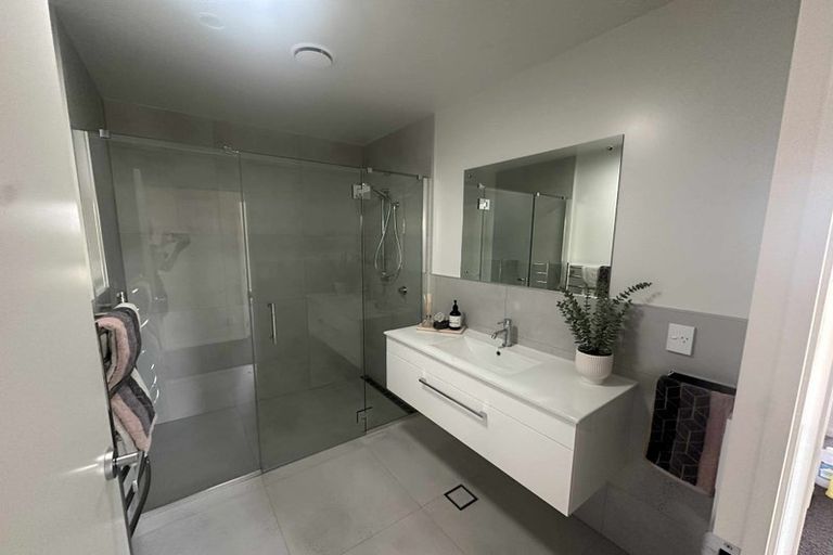 Photo of property in 4/3 Huia Avenue, Forest Lake, Hamilton, 3200