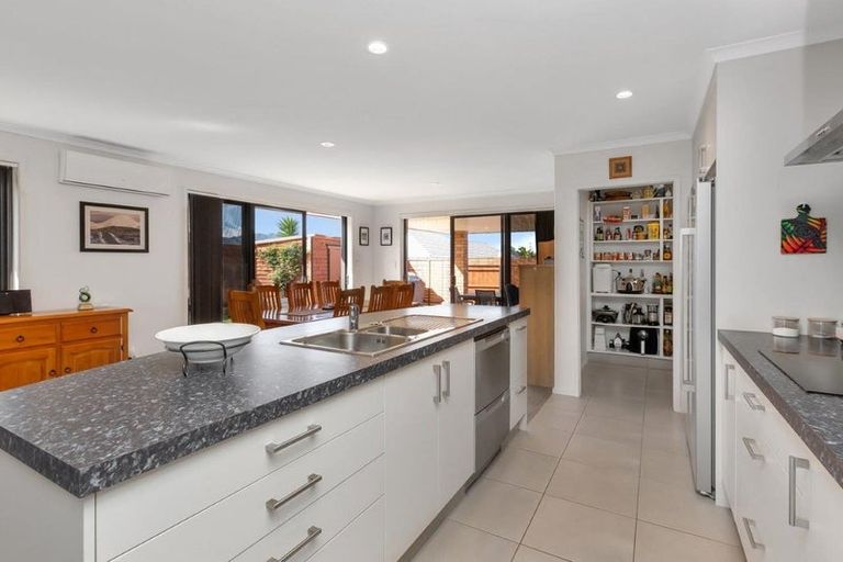 Photo of property in 59 Kowi Lakes Drive, One Tree Point, 0118