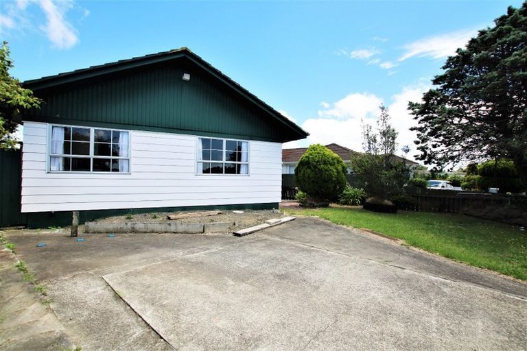 Photo of property in 61 Alabaster Drive, Papatoetoe, Auckland, 2025