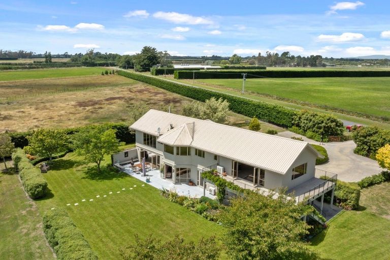 Photo of property in 16 Mairaki Road, Fernside, Rangiora, 7471