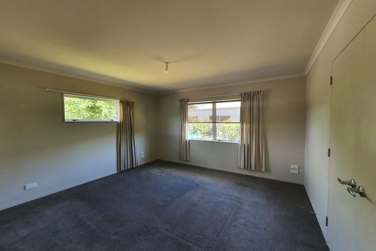Photo of property in 2 Sam Meads Way, Greytown, 5712