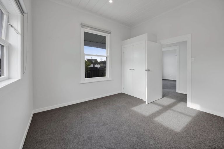 Photo of property in 22 Seyton Street, Stratford, 4332