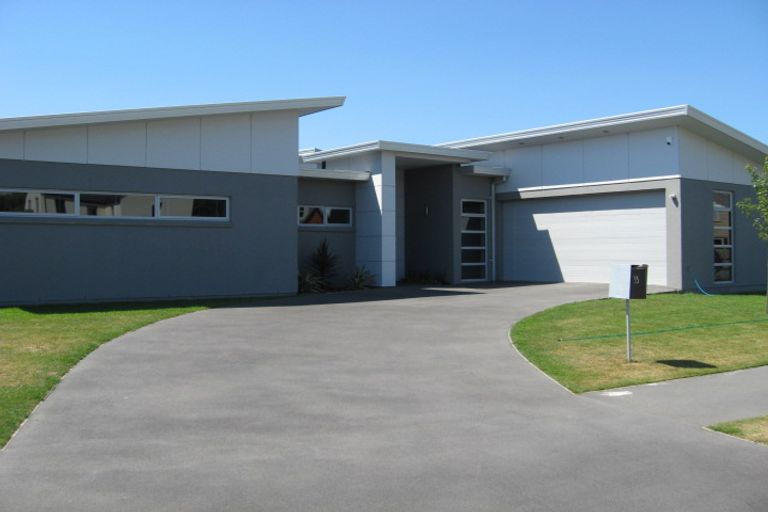 Photo of property in 37 Birkdale Drive, Shirley, Christchurch, 8061