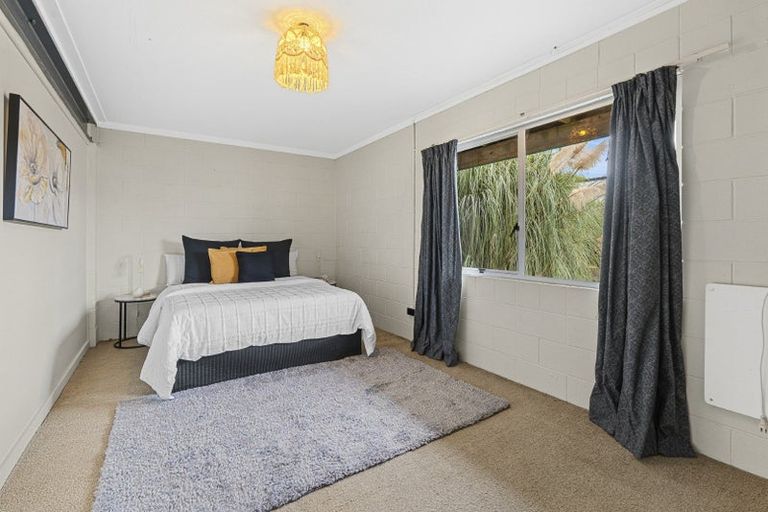 Photo of property in 69 Belt Road, New Plymouth, 4310