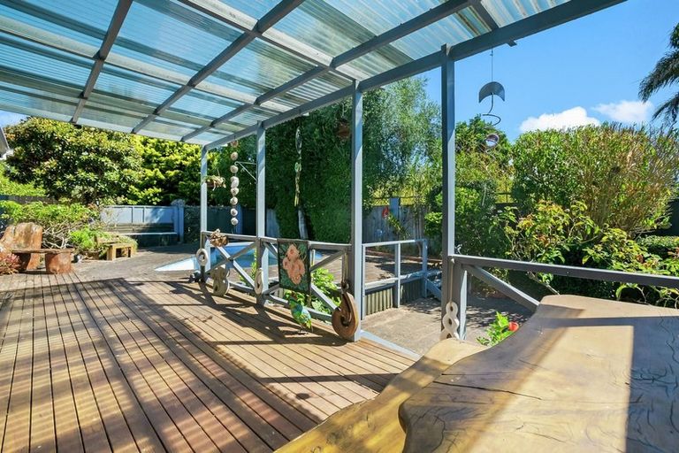 Photo of property in 2/23 Swan Crescent, Pakuranga, Auckland, 2010