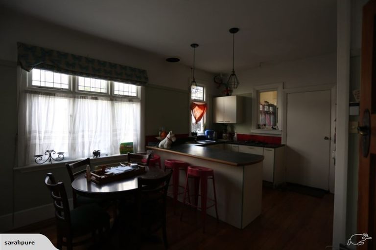 Photo of property in 8 Godley Quay, Lyttelton, 8082