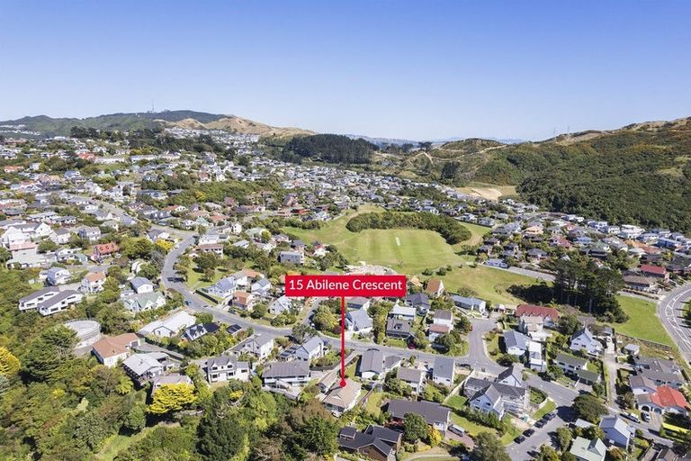 Photo of property in 15 Abilene Crescent, Churton Park, Wellington, 6037