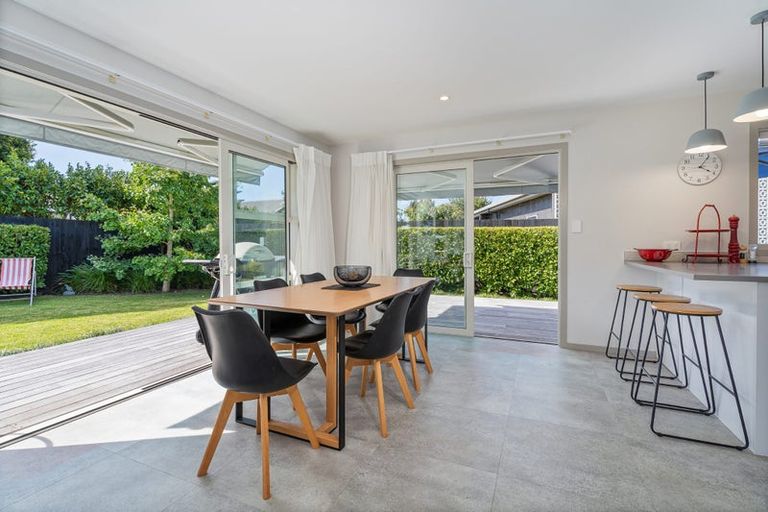 Photo of property in 15 Admiral Drive, Cooks Beach, Whitianga, 3591