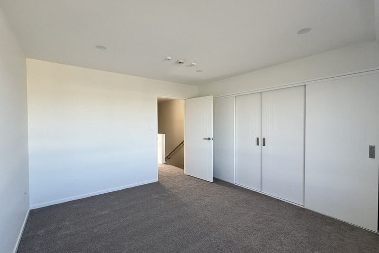 Photo of property in 8/35 Centreway Road, Orewa, 0931