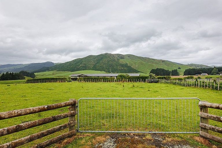 Photo of property in 28 Highland View Drive, Tokomaru, Palmerston North, 4474
