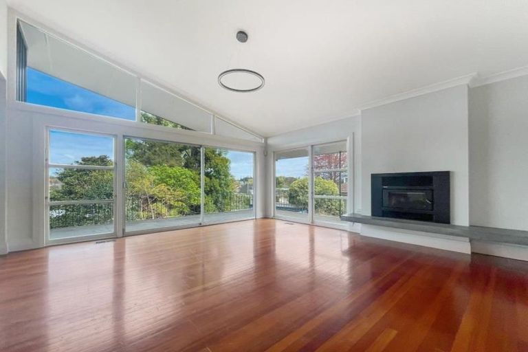 Photo of property in 7 Riverview Terrace, Fairfield, Hamilton, 3214