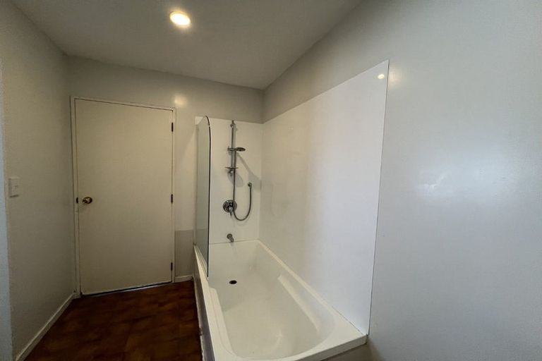 Photo of property in 164-166d Mount Wellington Highway, Mount Wellington, Auckland, 1060