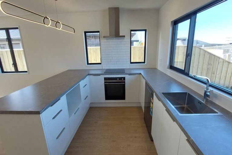 Photo of property in 11 Higgins Street, Marewa, Napier, 4110