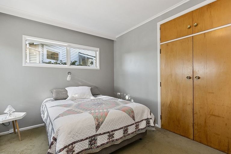 Photo of property in 97 Townsend Road, Miramar, Wellington, 6022