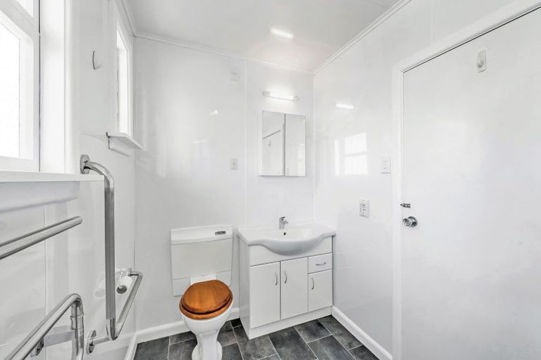 Photo of property in 15 Geddis Street, Rangiora, 7400