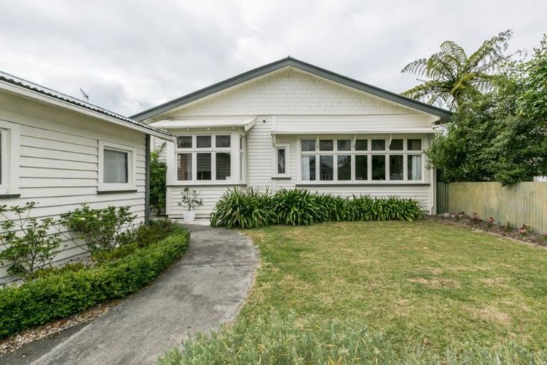 Photo of property in 33 Nelson Crescent, Napier South, Napier, 4110