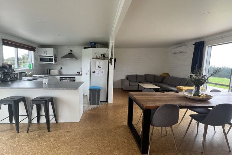 Photo of property in 22 Lakelands Road, Parua Bay, Onerahi, 0192