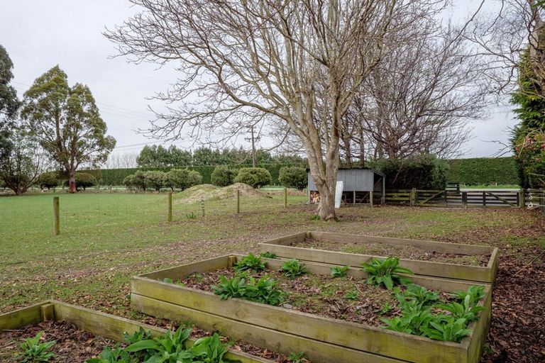 Photo of property in 58 Winton Wreys Bush Highway, Winton, 9783