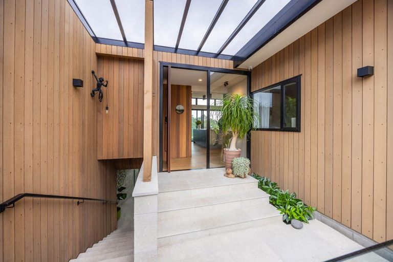 Photo of property in 43 Saint Andrews Terrace, St Andrews, Hamilton, 3200