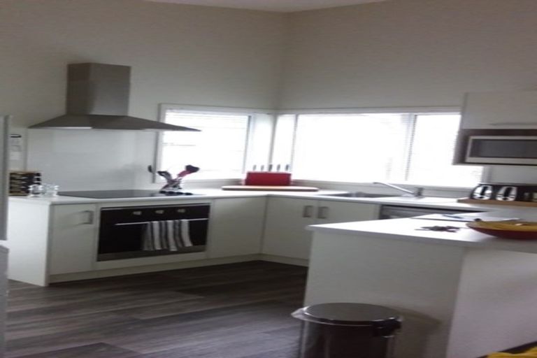 Photo of property in 38 Oxford Street, Fairfield, Hamilton, 3214