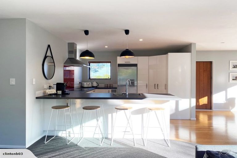 Photo of property in 24 Shadon Place, Stanmore Bay, Whangaparaoa, 0932