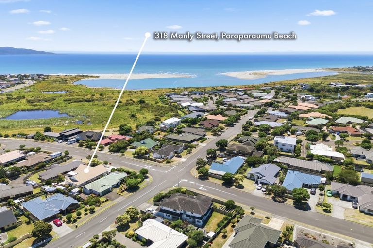 Photo of property in 318 Manly Street, Paraparaumu Beach, Paraparaumu, 5032