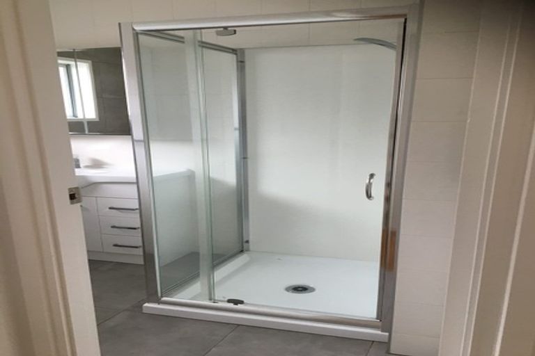 Photo of property in 1/15 Wairiki Road, Mount Eden, Auckland, 1024