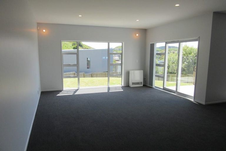Photo of property in 36b Erlestoke Crescent, Churton Park, Wellington, 6037