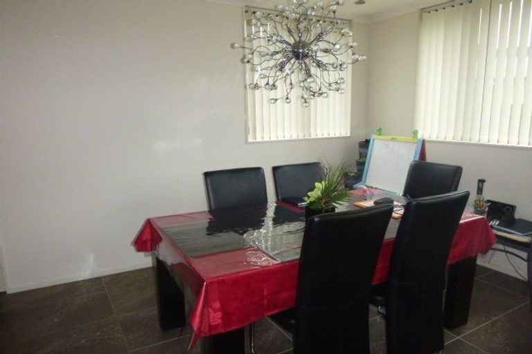 Photo of property in 3 Sun Valley Way, Wainuiomata, Lower Hutt, 5014