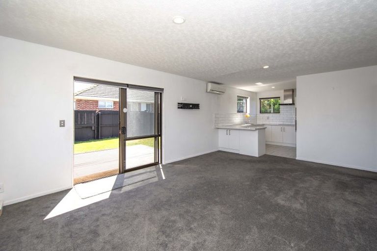 Photo of property in 1/64 Manurere Street, Hei Hei, Christchurch, 8042