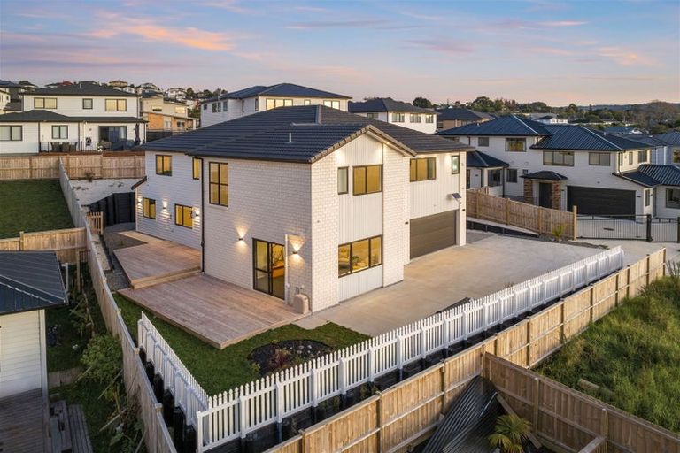 Photo of property in 23 Cirrus Way, Ranui, Auckland, 0612