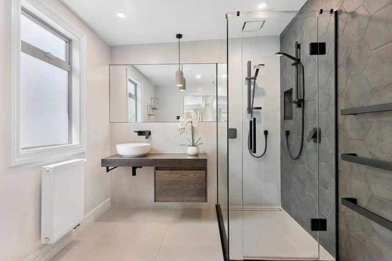 Photo of property in 14 Wilmot Avenue, Frankton, Queenstown, 9300