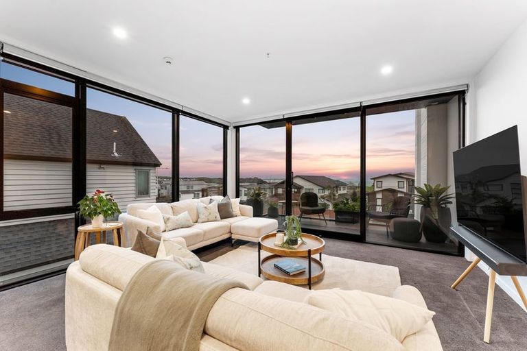 Photo of property in 201/64 Te Oneroa Way, Long Bay, Auckland, 0630