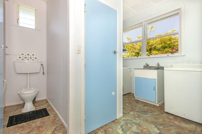 Photo of property in 15 Ioapa Road, Te Karaka, 4022